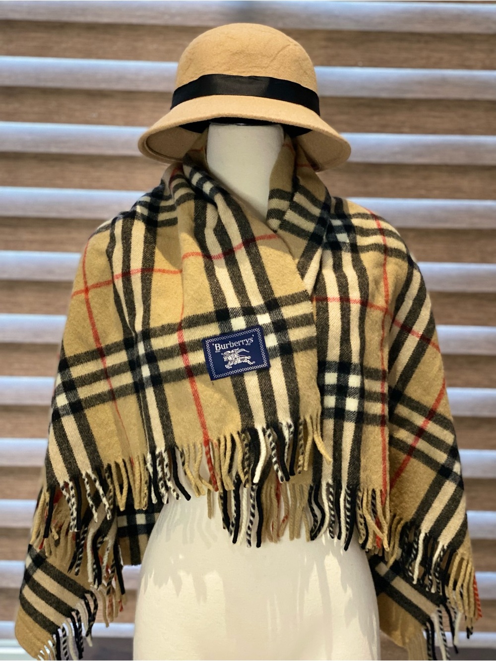Vintage Burberrys Nova Check wool scarf